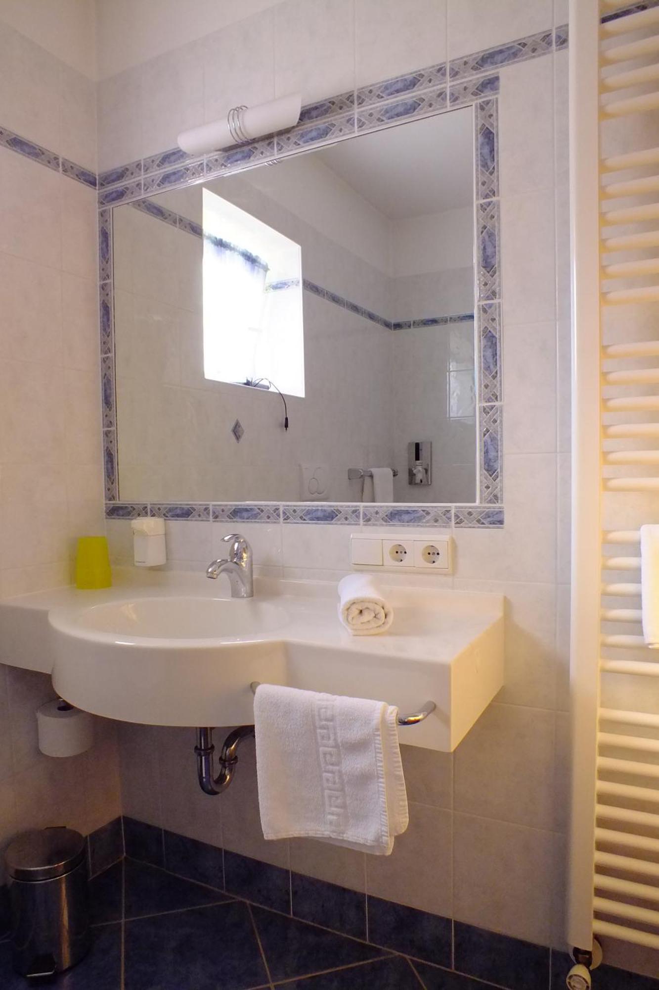 Hotel Olympia Sarentino ภายนอก รูปภาพ